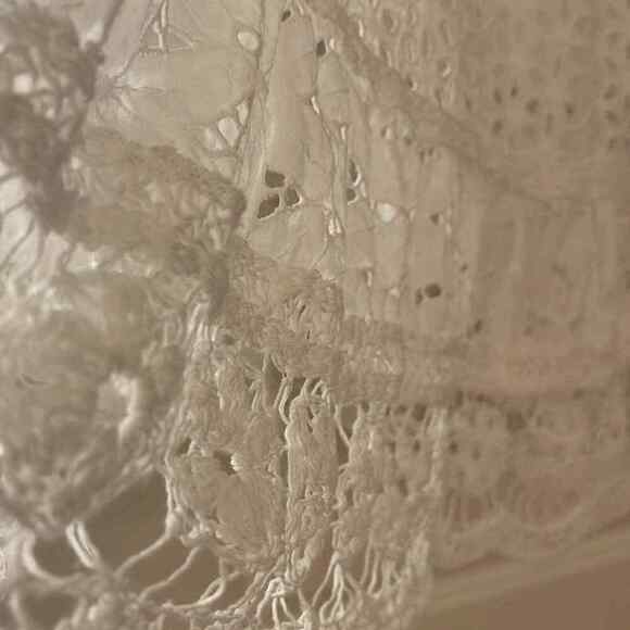 Skirt Lace- White eyelet lace skirt - different lace patterns - Picture 6 of 8